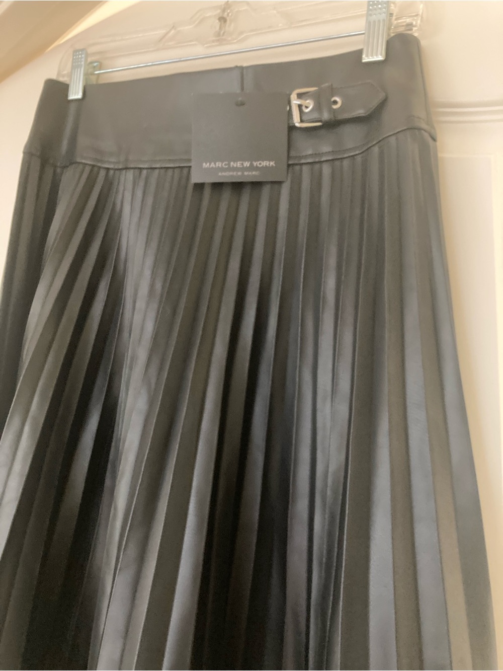 NWT Marc Jacob’s pleated skirt
